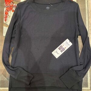 ALO Yoga Women's Black Crewneck Top